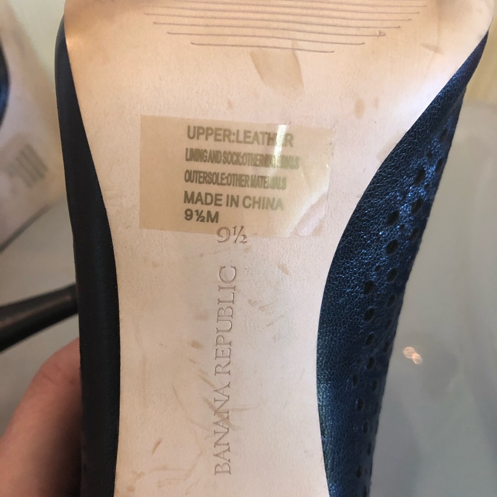 Black Banana Republic heels
